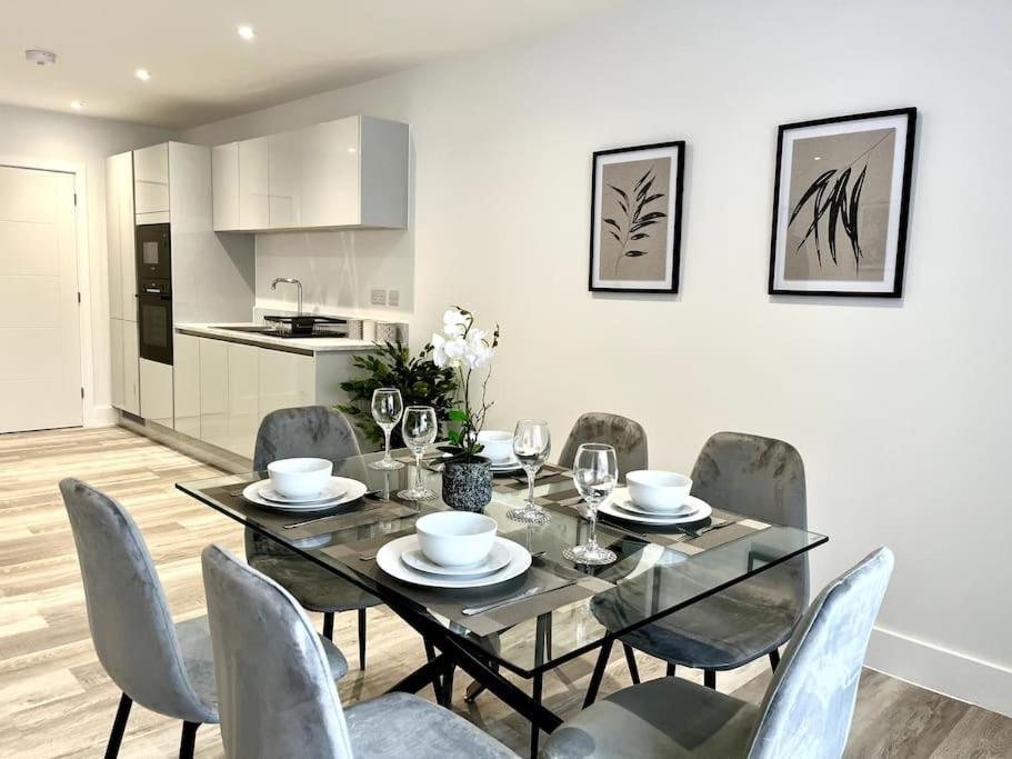 Luxury 3 Bed House W Parking & Garden! 1 Villa Bournemouth Luaran gambar